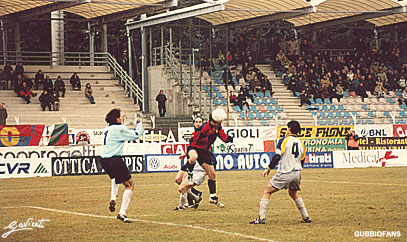 Cipolla segna di testa l'1-0...