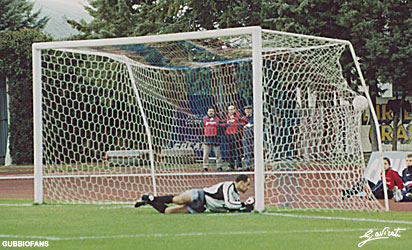 Bracaletti segna l'1-0 per il San Marino