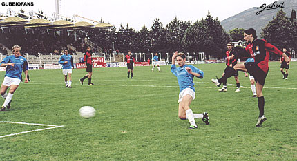 Amadio cerca il gol invano