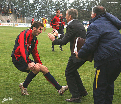 La gioia di Corallo dopo il gol del 3-0