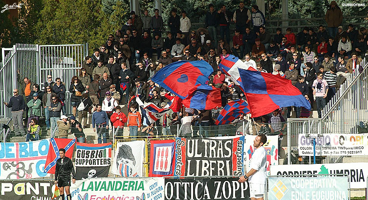 Tifosi rossobl