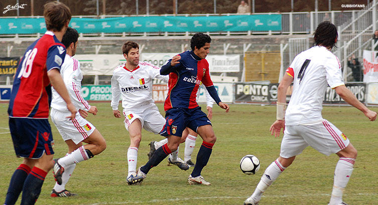 Rivaldo subisce fallo