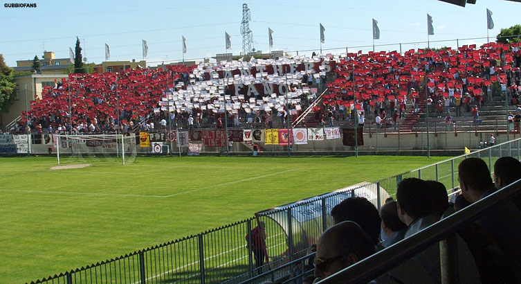 Coreografia granata