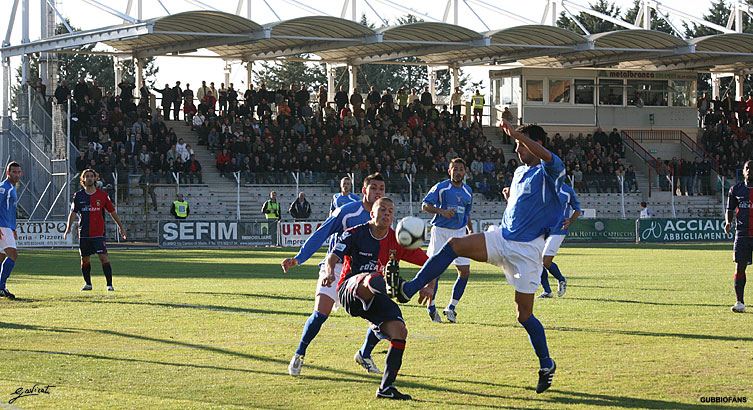 Casoli contrastato