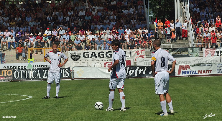 Rivaldo al tiro, sar gol