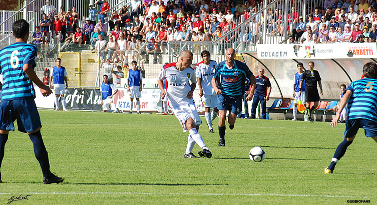Casoli serve Gomez Taleb