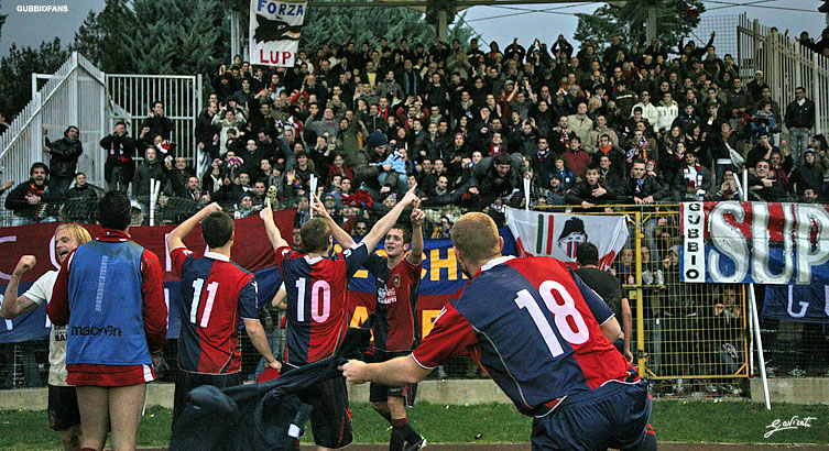 Festa calciatori e curva