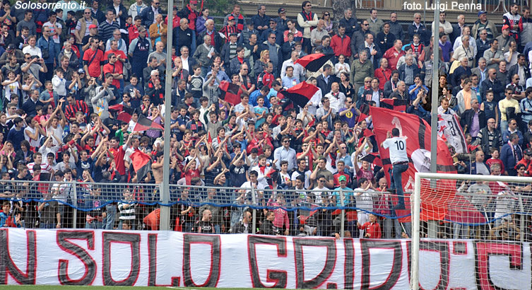 Tifosi rossoneri