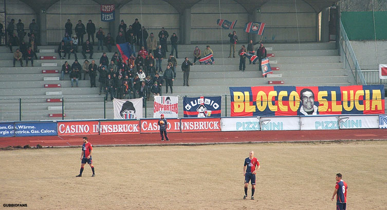 Tifosi e calciatori eugubini