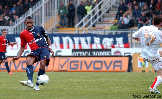 Nwankwo, gol