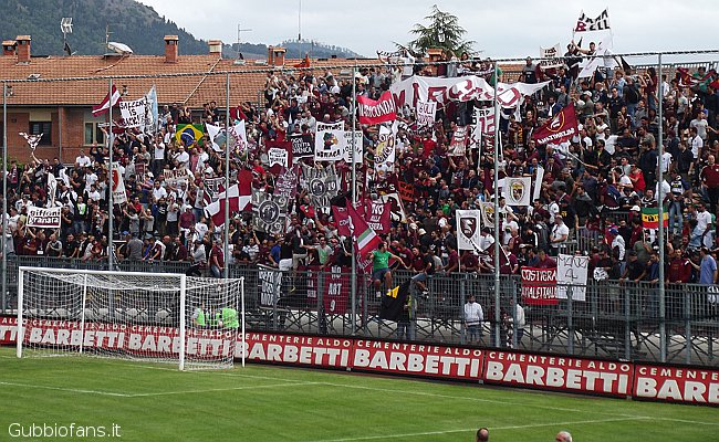 Tifosi Salernitana