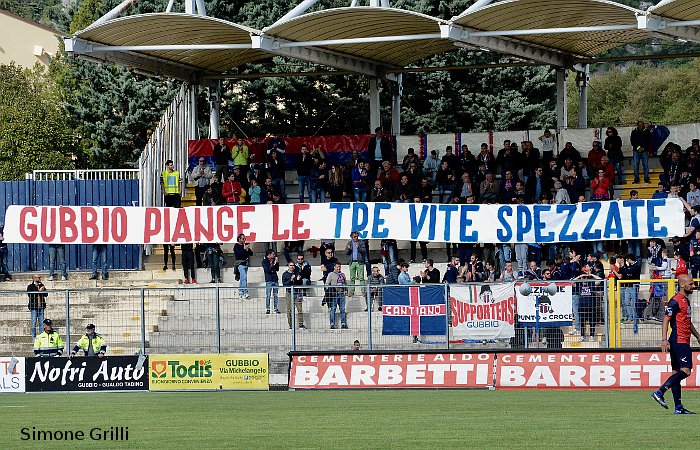 Striscione tifosi